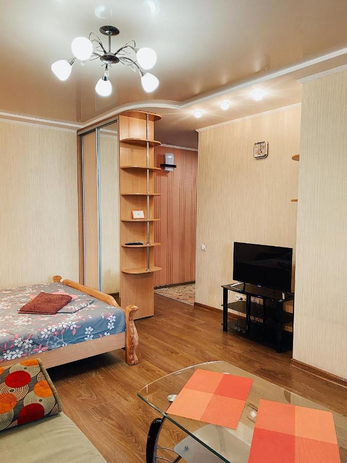 Apartment - Sobornyi Prospekt 97 Zaporizhia Екстериор снимка