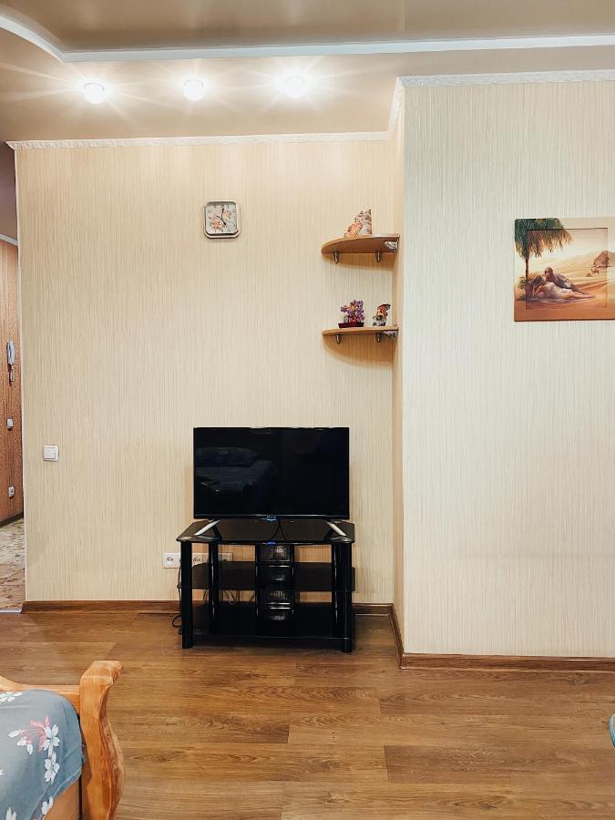 Apartment - Sobornyi Prospekt 97 Zaporizhia Екстериор снимка