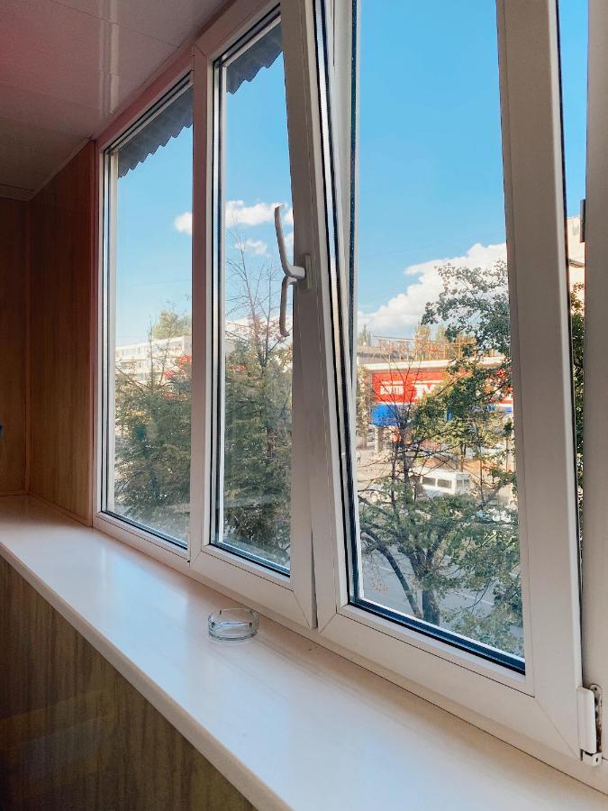 Apartment - Sobornyi Prospekt 97 Zaporizhia Екстериор снимка