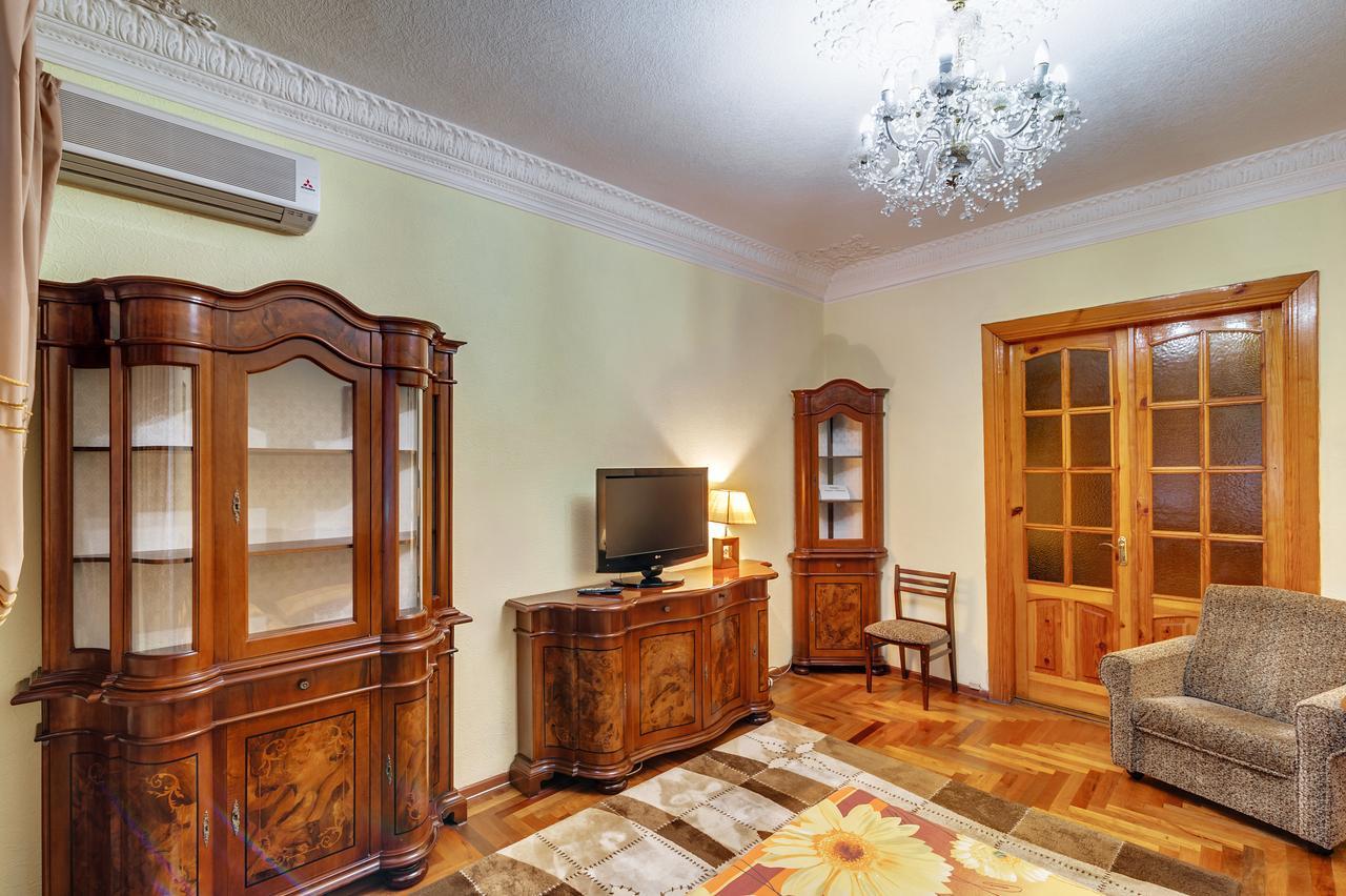 Apartment - Sobornyi Prospekt 97 Zaporizhia Екстериор снимка