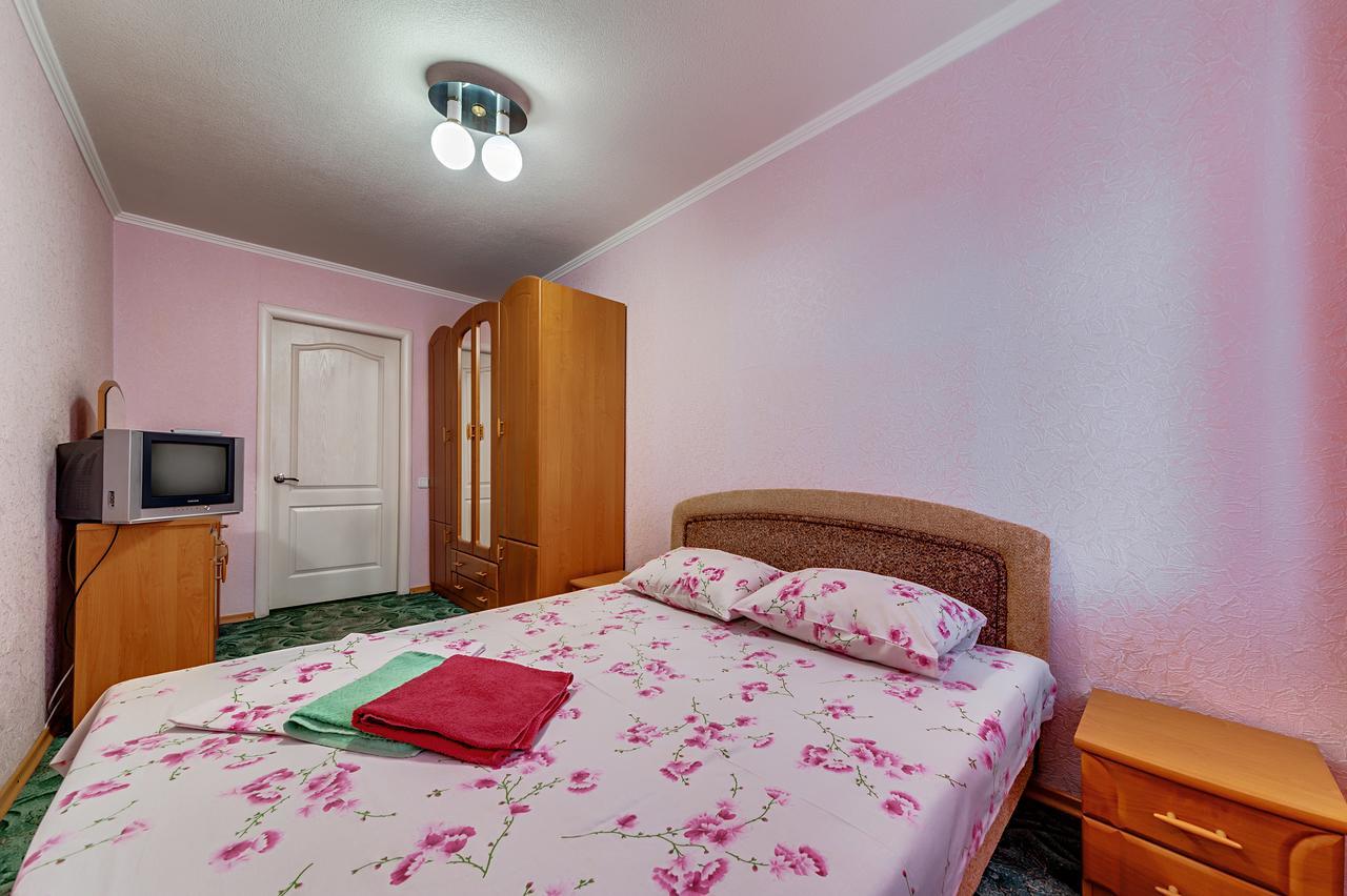 Apartment - Sobornyi Prospekt 97 Zaporizhia Екстериор снимка